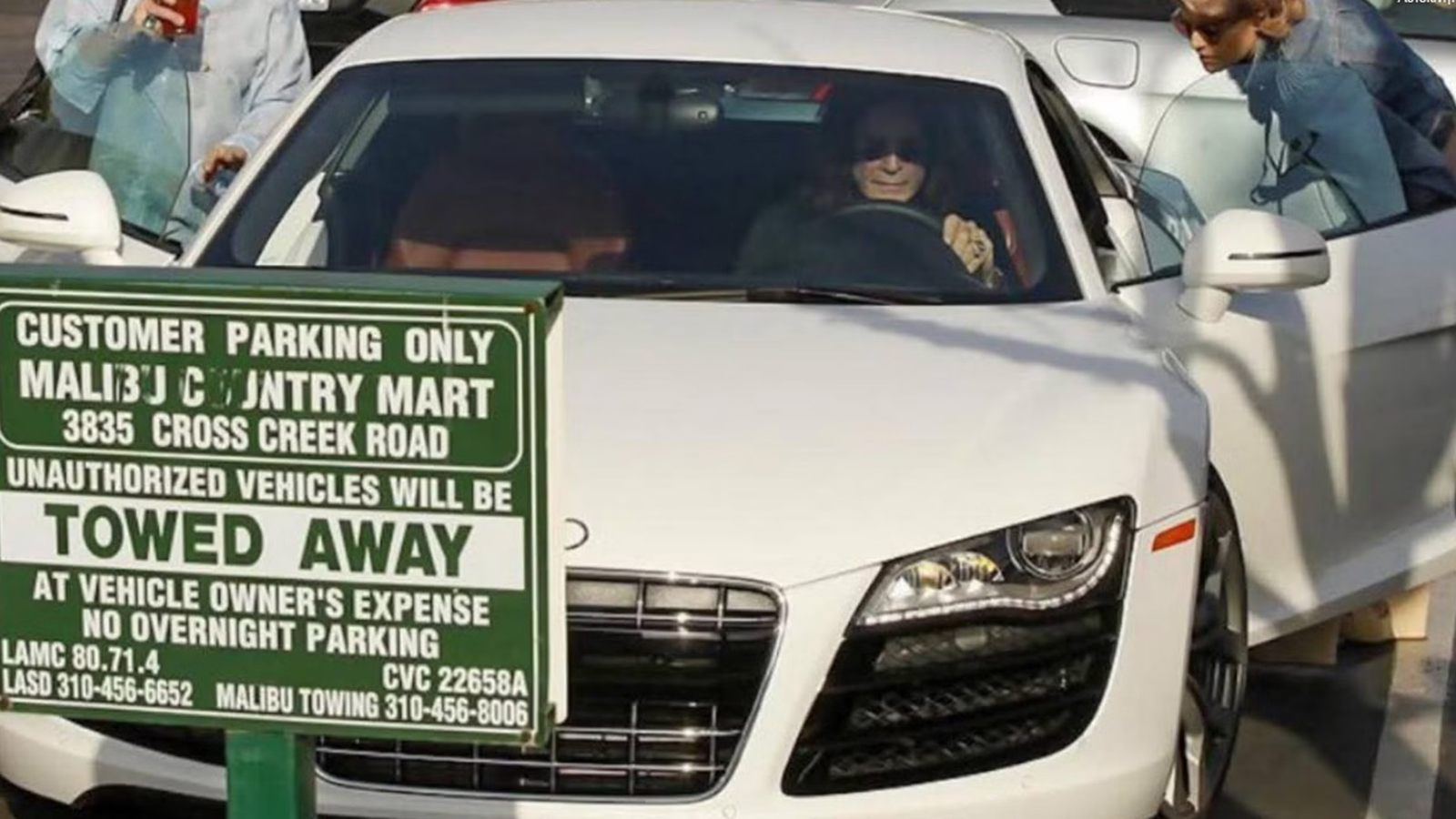 O petrolhead Ozzy Osbourne & το δίπλωμα στα 60 μετά από 19 προσπάθειες